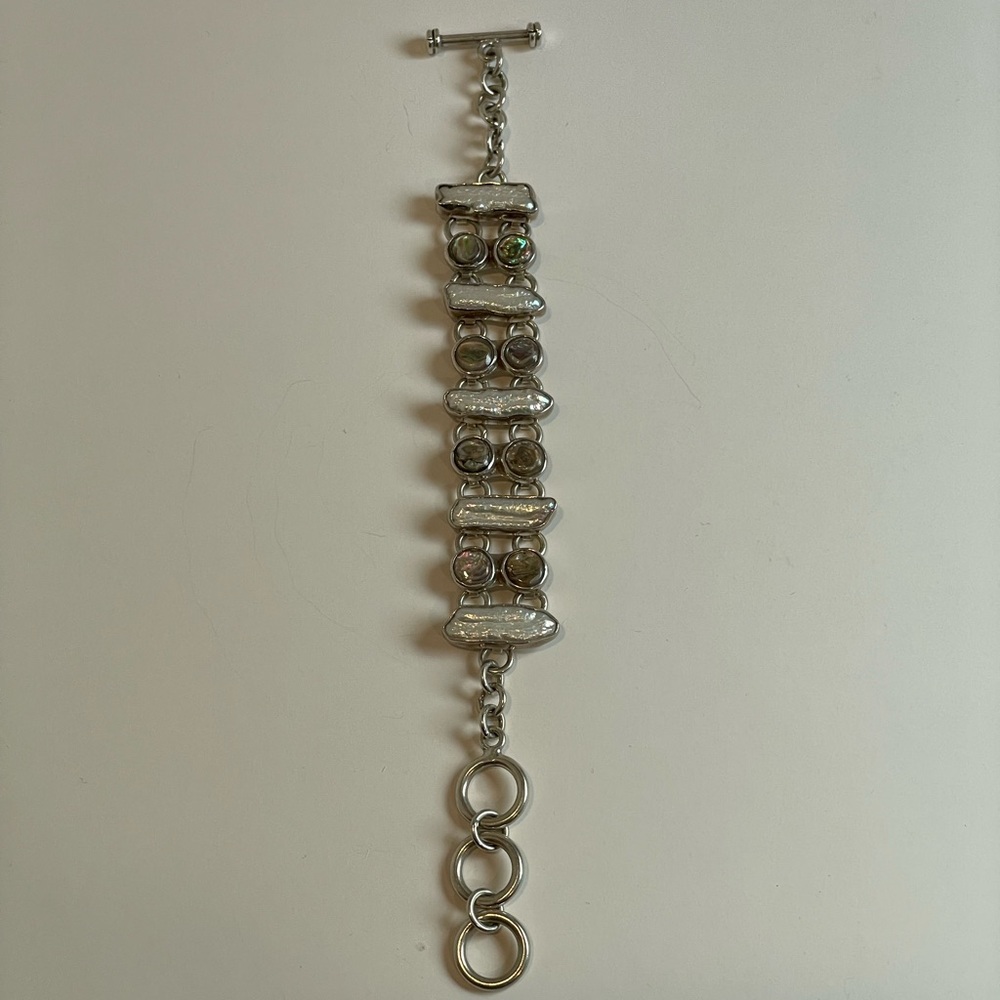 Sterling Silver Bracelet with Mother of Pearl Stones and Circular Accents